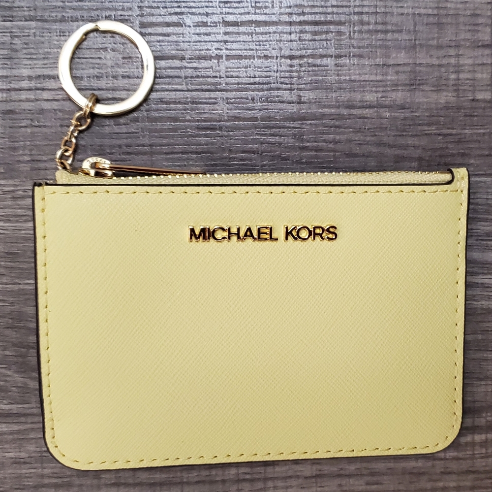 MK JET SET TRAVEL COINPUOCH W ID